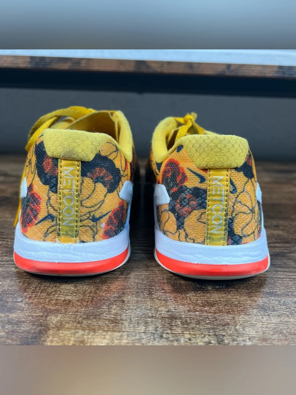 Nike Sneakers Metcon 4 XD Premium Floral Print Gold CD3473-700 Women's 9